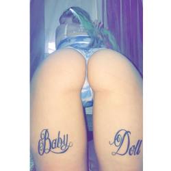 On the bright side&hellip;   #booty #ganjagirls #babydoll #tattoos #clouds #dollskill