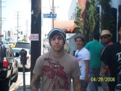 fall-out-boy:  fall-out-boy:on this day, 6 yrs ago, bruno mars was surprised to see pete wentz happy 7 years of bruno mars being surprised to see pete wentz