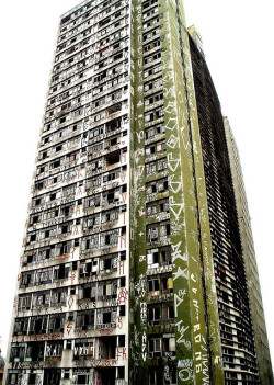 oples:  São Päulo Trëme on Flickr. Edifício São Vito - A.K.A. Treme Treme  Famous building in São Paulo, demolished in 2011 photo: Not 