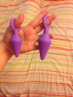 My girlfriend has given me permission to upload her nudes as long as  they don’t show her face. I think that’s hot as fuck, so here I go  showing her off for all the world to see. =)Set #36Baby got us some sex toys as a gift for our two-year anniversary.