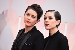 invisionagency:  Tegan Quin and Sara Quin of the musical group Tegan and Sara arrive at the Oscars on Sunday, Feb. 22, 2015, at the Dolby Theatre in Los Angeles. (Photo by Jordan Strauss/Invision/AP)