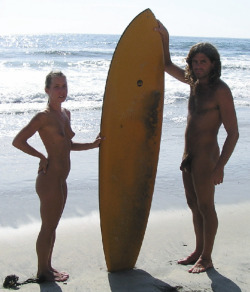 Nude surfinghttp://blogzen00.tumblr.com/