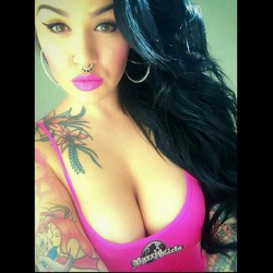 Never been a fan of the bull piercing, but Ashley just has a way for making me forget that its even there. Pic #4 of our future #barriogirls model @lickkmyink  @lickkmyink  @lickkmyink  @lickkmyink  @lickkmyink  @lickkmyink  @lickkmyink  @lickkmyink