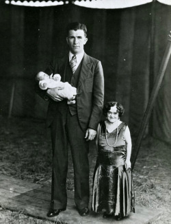 Mr. and Mrs. Leon Uayyatt, 1932.