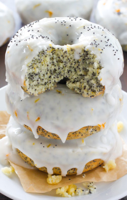 do-not-touch-my-food:  Lemon Poppy Seed Donuts