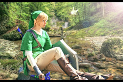 cosplay-gamers:  The Legend of Zelda: Skyward Sword Link by RoteMamba Princess Zelda by Jana Photography by Franky-chan and Schantra Scources: x | x | x