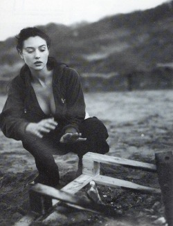 la-bellucci:  Monica Bellucci for “Glamour” 1996, photo by Tiziano Magni