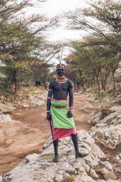 fishstickmonkey:© Dirk Rees (via Feature Shoot)  The Samburu people are a semi-nomadic tribe whose livelihood is dependent on the cattle, sheep and goat they raise. There is estimated to be 150,000 Samburu people living in the central Rift Valley of