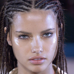 versacegods:eartheld:aestheticsmag:aestheticsso CUTE and EDGY and DIFFERENT when a white girl rocks braids but when a colored gal does it its GHETTO and TRASHY ok lmao Adriana Lima is  part Portuguese , African,  Japanese, and Native American