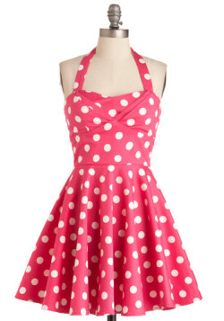 modcloth:  These Most-Loved dresses range from sizes S-3X/4X. So much &lt;3!  Love ModCloth!