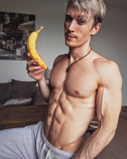 Anthony Welsh | @vegananth  PETAs Hottest Male Vegan winner  //Banana Lovers[This and more HERE]
