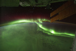scarlettwriter:  Aurora from the ISS 