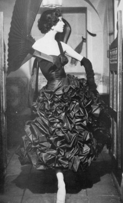 candypriceless:  Suzy Parker in Pertegaz, 1954 