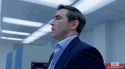 sunnydisposish:  Joe girding for battle. (Also, neck and shoulders and side profile.)(Halt and Catch Fire, S2E3)