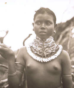 Girl from the Cheruma Tribe - Kerala 1930  Via  Old Indian Photographs.  