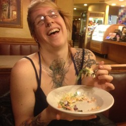 lavenderpanda:  These salads are hilarious!  gdi Amber