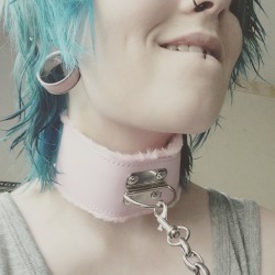 numen-narie:  The collar Sir bought me. 