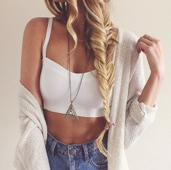 style-wild-young-and-free:  Cardigan; Crop top