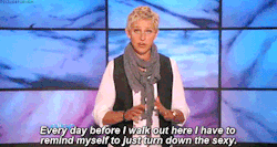 drunkvanity: pookie-bear17:  Ellen. that is all.   The shake weight gif had me in stitches 