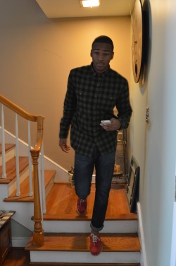 talldaddy:  blackfashion:  Flannel Shirt: Old Navy Jeans: H&amp;M Shoes: Johnston &amp; Murphy  Terence M., 21, Charleston, SC Submitted by: tmphenomenon   www.talldaddy.tumblr.com/archive