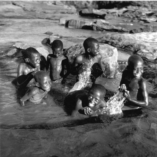 zulu kids skinny-dipping
