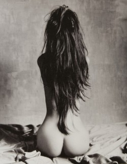 abinferis:  Yvon Le Marlec Untitled (Nude) 