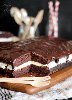 Whoopie Pie Cake - Cookies and Cups on We Heart It. http://weheartit.com/entry/66906627/via/Boo96