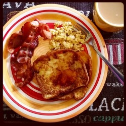 Made french toast, eggs, bacon and coffee for lunch. And yes, I made Sean&rsquo;s gluten free. :)