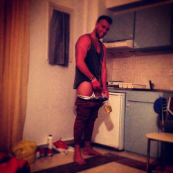 naked-straight-men:instalads:  Pissing in a bottle.