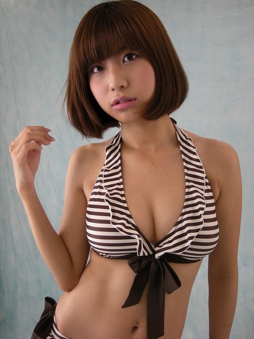 Asian babe in lingerie