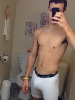philosofag:  Thin young guy. No details known. Send me an ask if you know his name and twitter/facebook. 