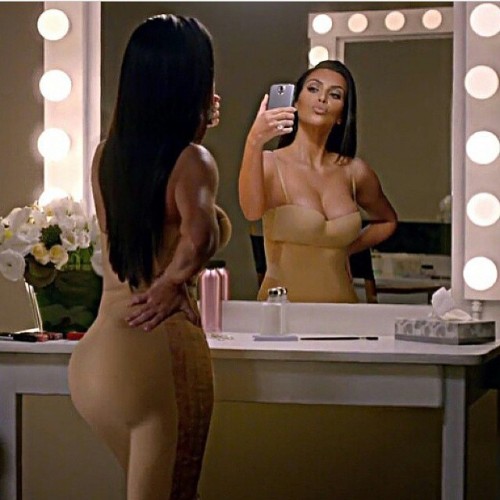 Kim k bathroom nude