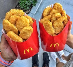 daily-deliciousness:  Chicken mcnuggets
