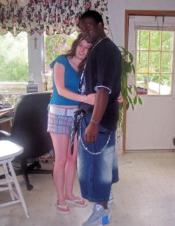teen-interracial:  More and more interracial couples can be seen all around us. This is the wave of the future! 