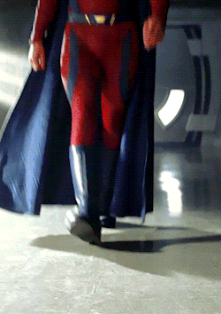 dailydcheroes: Mon-El in his super suit   Chris Wood  