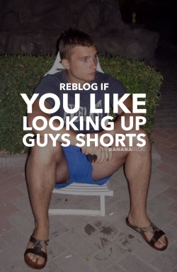 enss55:  thebananablog:  I always secretly look up hot guys shorts.   yeah this is realy very hot !!!!!!!!!!!!!
