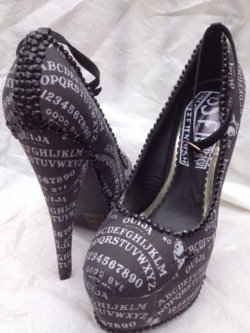 christiannightmares:  Hell walk: Ouija board high heels (For more info and photos, visit Dangerous Minds; For a related post, click here http://christiannightmares.tumblr.com/post/72903734936/sarah-palin-shows-off-her-patriotic-stripper-heels)  Need