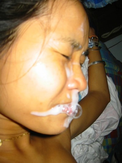 Thai whore gets a facial