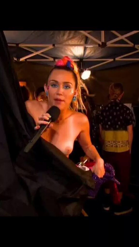 Miley cyrus upskirt no panties