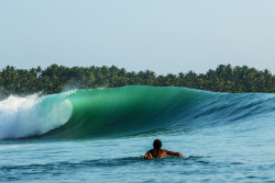 tropiqua-l:  surf4living:  More from the Swell of the decade at the Mentawai Islands…Photos by Bruno Veiga  ☯ q’d active and i follow back :) ☯