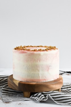 sweetoothgirl:   Carrot Cake with Cream Cheese Frosting