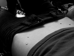 jessyfaceee:  I’ve always wanted hip piercings but unless I get dermals they’ll reject ):