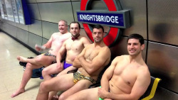 roscoe66:London Scottish Rugby Club Budgy Smuggler Calendar. Many thanks to my good mate giantsorcowboys for the link. He has impeccable taste in men and his blog is well worth a look.