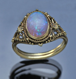 plainjanefaye:  daywalker-sleeptalker:  I’m totally okay with not getting a traditional wedding ring if it has some beautiful gemstone or crystal in it.   Personally, I don’t want a traditional wedding ring…especially not diamonds. 