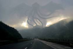 purplereyn:  shatt3r3dknuckles:  purplereyn:  gracefully-found:  crydaisy:  Oh cool a sKY DEMON AWAKENS  This is one of the coolest pictures I have ever seen.   Can someone please explain this?  I feel like I need the science side of tumblr…  Cthulhu.