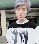 jeoned:  9 gifs of zelo being cute (10000 miles in america vers.) for goongprincess 