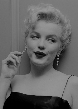 normajeaned:Marilyn Monroe, 1956.
