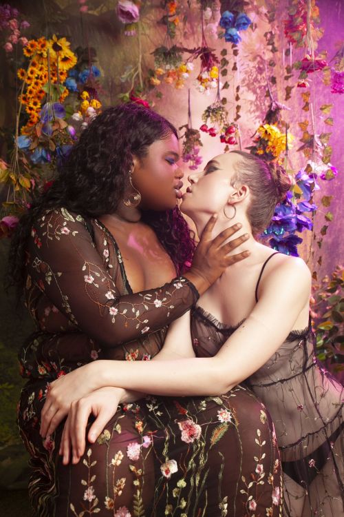hee-blee:obsessed with this photo series about trans love by photographer landyn pan (source)