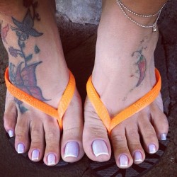 cumxxx:  ©🌟 @adahavaianas 🌟 #foot #feet #footfetish #feetfetish #footporn #prettyfeet #barefoot #barefeet #toes #toering #toerings #sole #soles #footworship #footslave #footmistress #footgoddess #footlicking #pezinhos #pedicure #nailart #footjob