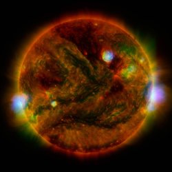 hidden-futas:1confuciousone:  space-pics: This is our Sun. Credit:NASA Goddard.“He is our shining star….”.  😆🤣😆🤣   &lt;3